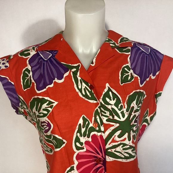 Vintage Hilo Hattie Hawaiian Woman’s sleeveless Shirt size large Made in Hawaii - Picture 2 of 8